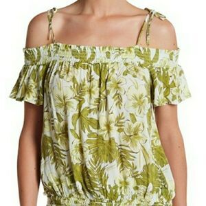 BNWT Abound cold shoulder printed blouse